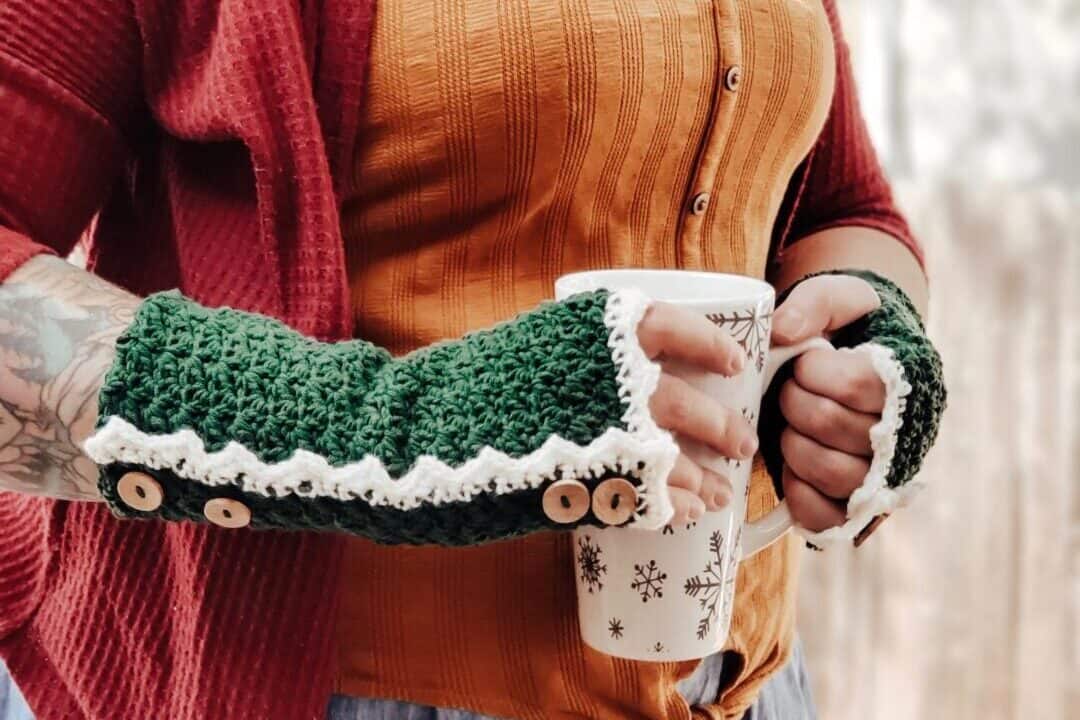 7 Ultimate Crochet Gifts for the Holidays - Tales of Knots