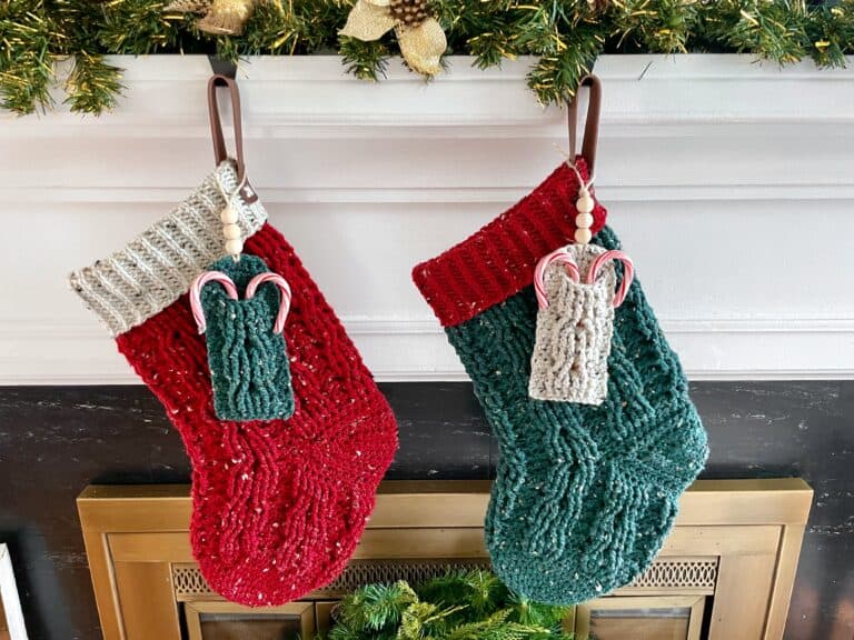 Cable Twist CandyCane Crochet Holder