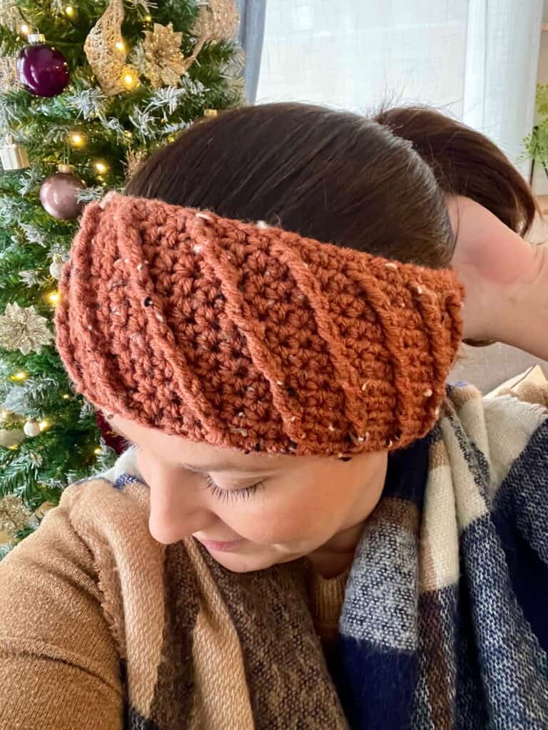 Cable Swirl Crochet Headband – Free Pattern